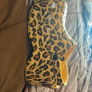 Platform croc replica size 9. Worn once